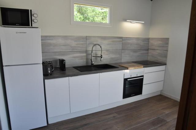 Soley Bungalows Nonis 2 Pers Adult Only Sainte-Anne  Exteriör bild